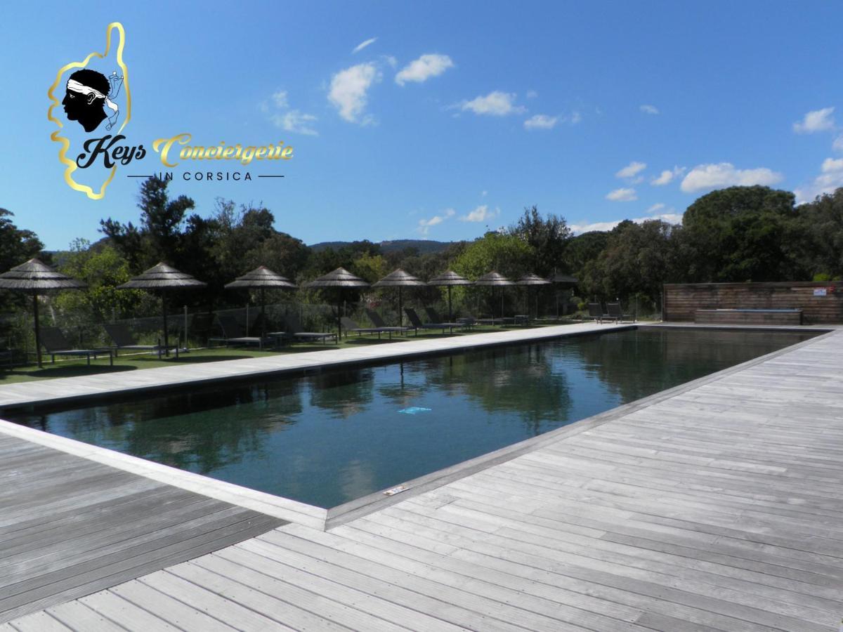 Residence Cala Sultana N62 - 4 Pers Avec Piscine Chauffee- Acces Prive A La Plage De Santa Giulia بورتو فيكشْيو المظهر الخارجي الصورة