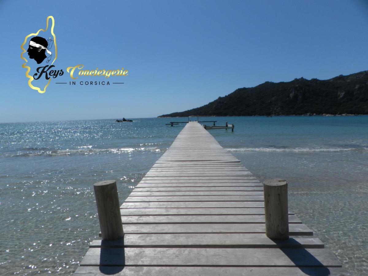 Residence Cala Sultana N62 - 4 Pers Avec Piscine Chauffee- Acces Prive A La Plage De Santa Giulia بورتو فيكشْيو المظهر الخارجي الصورة