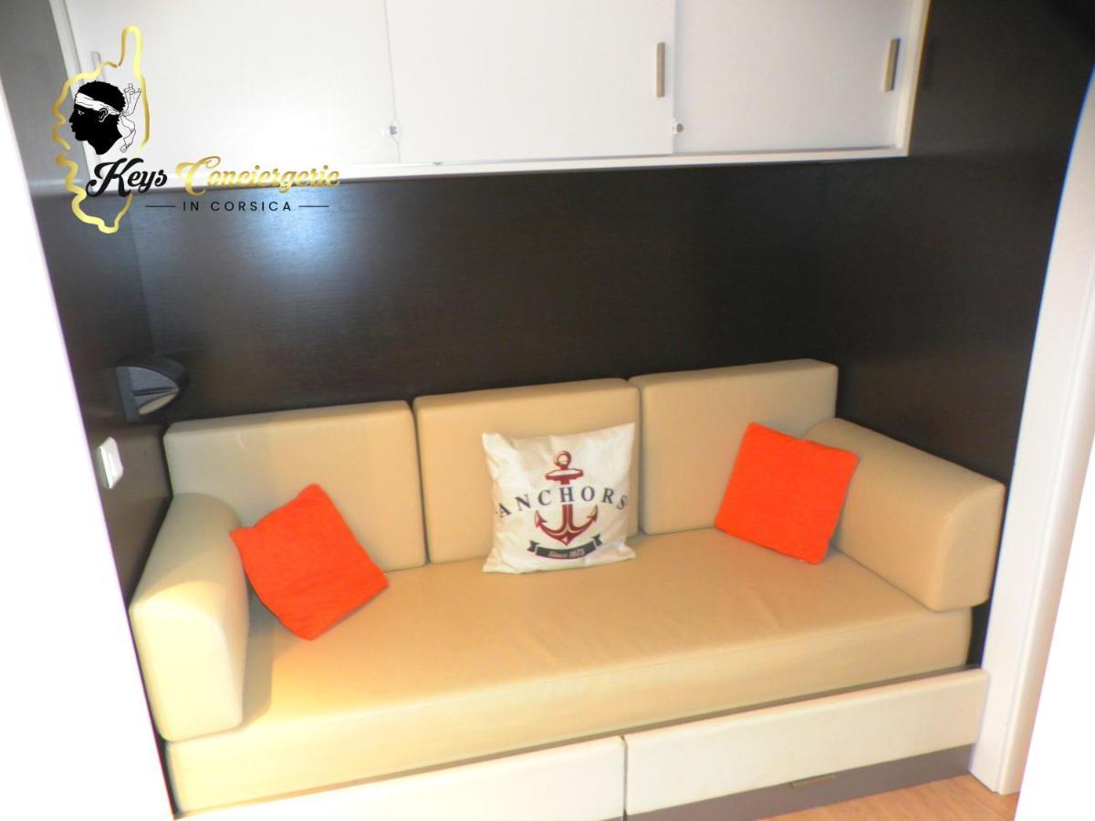 Residence Cala Sultana N62 - 4 Pers Avec Piscine Chauffee- Acces Prive A La Plage De Santa Giulia بورتو فيكشْيو المظهر الخارجي الصورة