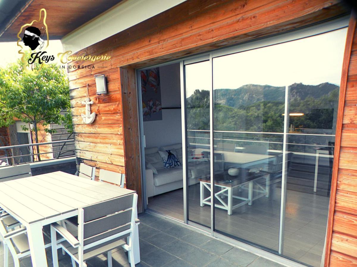Residence Cala Sultana N62 - 4 Pers Avec Piscine Chauffee- Acces Prive A La Plage De Santa Giulia بورتو فيكشْيو المظهر الخارجي الصورة